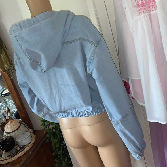 Hooded denim jean jacket with pockets size S M - Picture 2 of 8